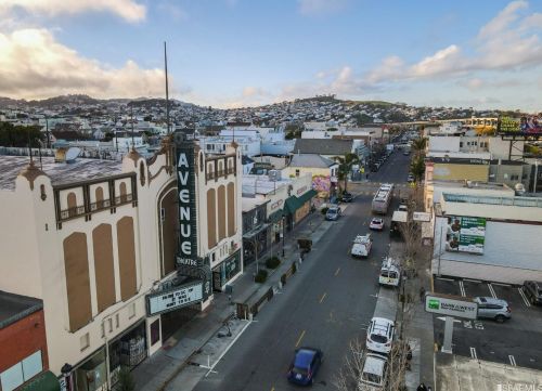 447 Girard St, San Francisco CA 94134-2109 exterior