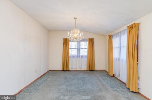 427 Holiday Dr, Aberdeen MD  21001-1813 exterior