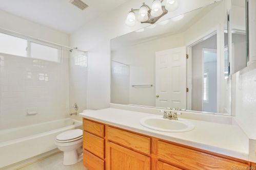 4721 Danube Cir, Aurora CO  80015-4958 exterior