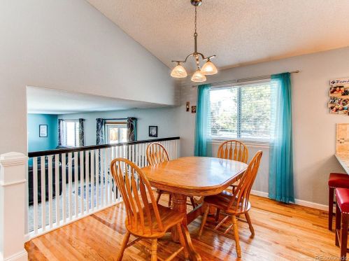 20695 Oxford Pl, Denver CO 80014-5137 exterior