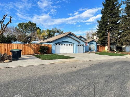 954 Calaveras St, Sharon, CA 93610-2129