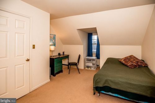 803 Jefferson Ct, Lancaster PA  17602-1241 exterior