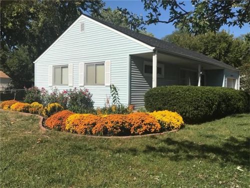 686 Dixie St, Liberty, MO 64068-2209