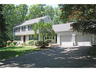 265 Natchaug Dr, Glastonbury, CT 06033-1917