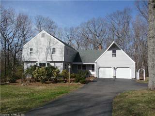 279 Natchaug Dr, Glastonbury, CT 06033-1924