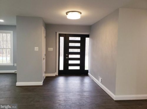 905 Mcneil Ln, Silver Spring MD  20905-4071 exterior