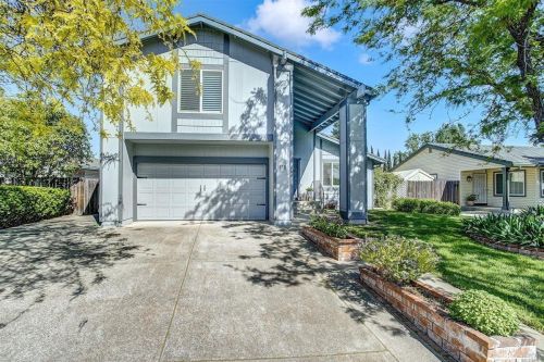 178 Brookdale Dr, Vacaville, CA 95687-6208