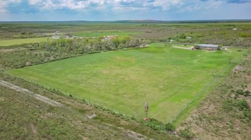 2645 Fairway Dr, Angleton TX 77515-7396 exterior