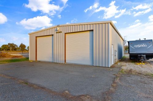 8671 Grant Line Rd, Elk Grove, CA 95624-9324
