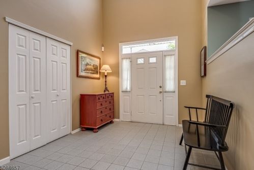 16 Kensington Dr, Dover, NJ 07869-3758