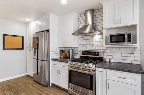 2665 Hawkeye Ave, Turlock CA  95380-2950 exterior