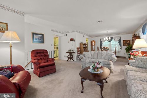 1883 Manchester Ln, Lancaster PA  17601-6210 exterior