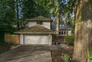 7225 Ventura Dr, Portland, OR 97223-1109