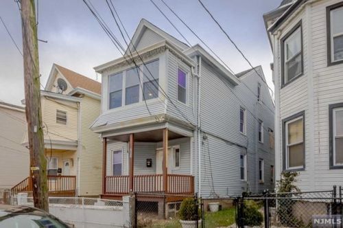 201 4 St, Paterson NJ 07522-1831 exterior