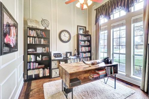 2540 Grn Oak Dr, Carrollton TX 75010-4221 exterior