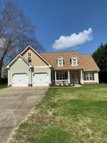 1030 Honeysuckle Ln, Temple, GA 30179-2739