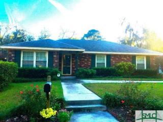 1121 Madrid Ave, Savannah, GA 31406-4935