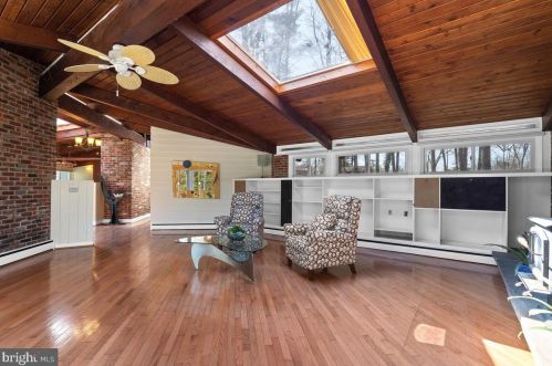 1006 Somerset Ln, Silver Spring MD 20904-6241 exterior