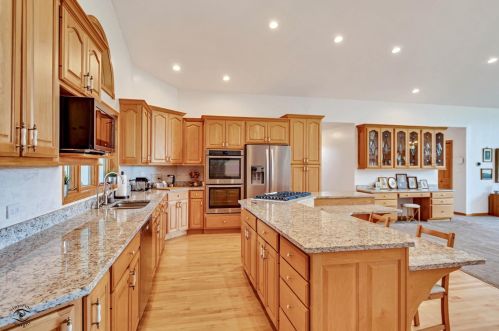 2929 Water Tower Dr, Crete IL  60417-4461 exterior