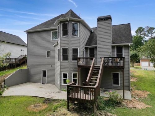 506 Chestnut Walk, Holly Springs GA  30114-7748 exterior