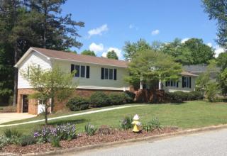 304 Wyndwood Dr, Jamestown, NC 27282-9723