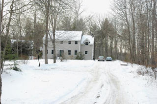 5 Hook Mill Rd, Dover, NH 03823-7540