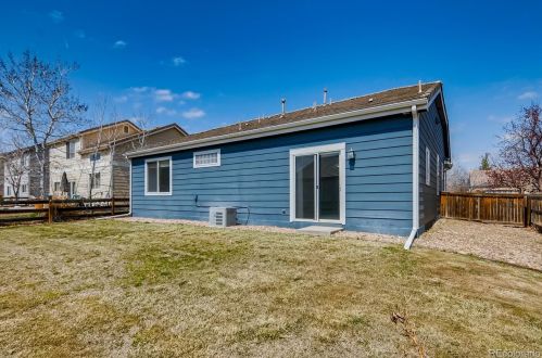 19494 58 Pl, Denver CO 80019-2027 exterior