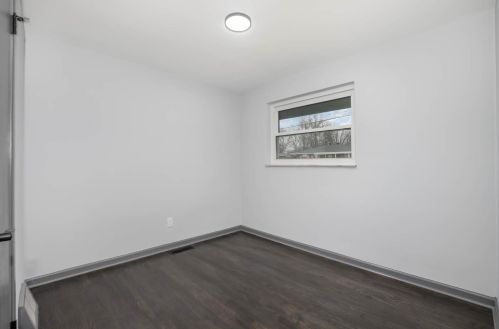 3329 Alexis Rd, Cincinnati OH  45239-4001 exterior