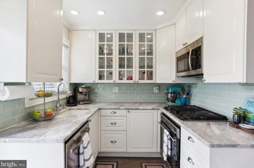 2304 Eccleston St, Silver Spring MD  20902-5015 exterior