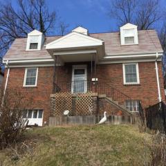 588 Lowell Ave, Cincinnati OH  45220-2304 exterior