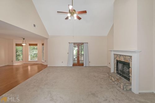 4113 Chanticleer Dr, Kennesaw, GA 30152-5453