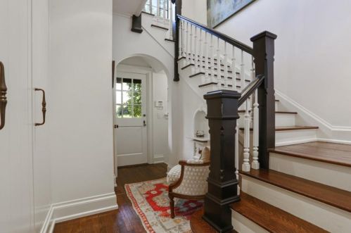 81 Lakeview Ave, Atlanta GA  30305-3779 exterior