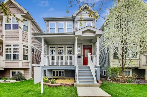 4207 Kilpatrick Ave, Chicago, IL 60641-1625