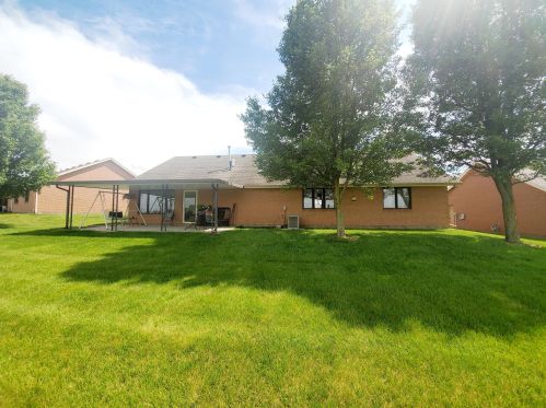 1778 Calais Dr, Springfield, OH 45503-5791