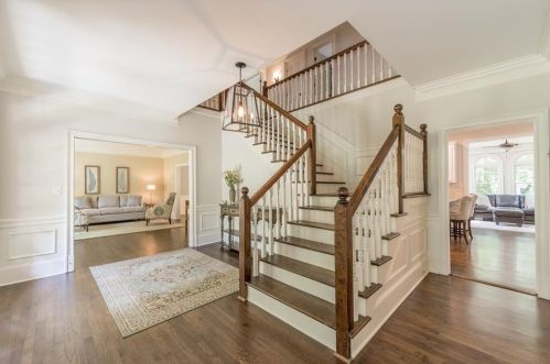 1565 Lazy River Ln, Atlanta GA  30350-3521 exterior