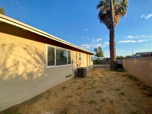 4810 Jurupa Ave, Riverside CA  92504-1709 exterior