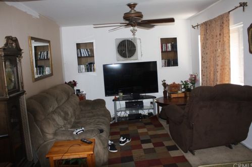 1829 Marlborough Ave, Riverside CA  92507-2063 exterior