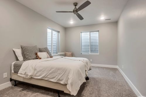 2712 Mt Jordan Rd, Sandy UT 84092-3380 exterior