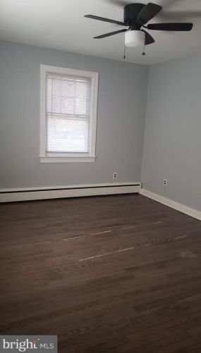 311 Clearfield Ave, Trenton, NJ 08618-5810