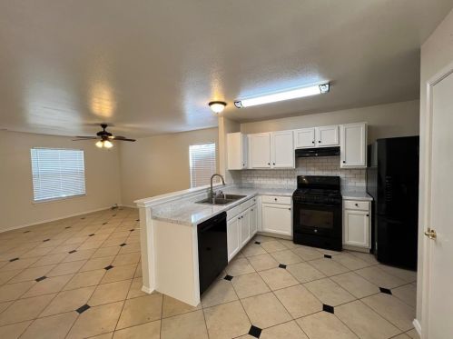 17905 Cutback Dr, Webberville TX  78653-4655 exterior