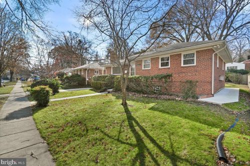 9522 Crosby Rd, Silver Spring MD 20910-1539 exterior