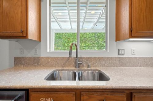8734 Heatherwood Rd, Anaheim CA  92808-1690 exterior
