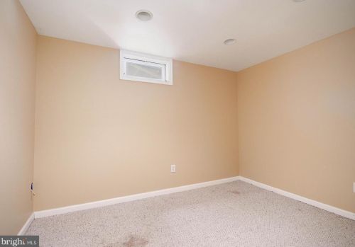 583 Windsong Dr, Aberdeen MD  21001-1809 exterior
