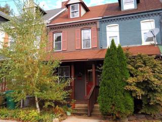 843 4th St, Lancaster, PA 17603-5022