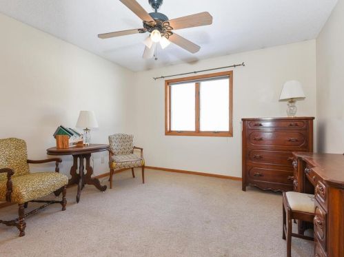 1539 Blackhawk Lk Dr, Saint Paul MN  55122-1258 exterior