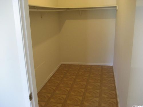500 Lexington Dr, Glendale CA  91203-3018 exterior