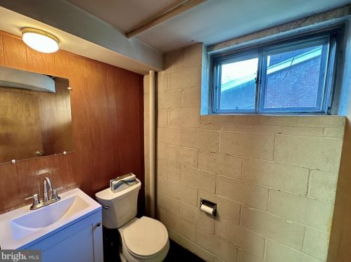 11106 Bybee St, Silver Spring MD 20902-3205 exterior