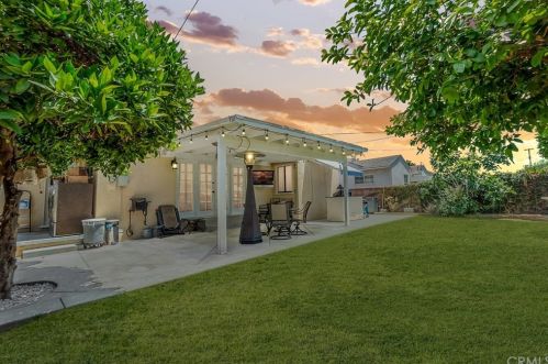 12913 Lefloss Ave, Norwalk, CA 90650-2548