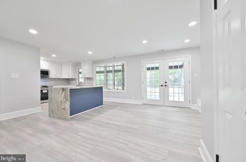 255 Hopkins Rd, Haddonfield NJ 08033-3062 exterior