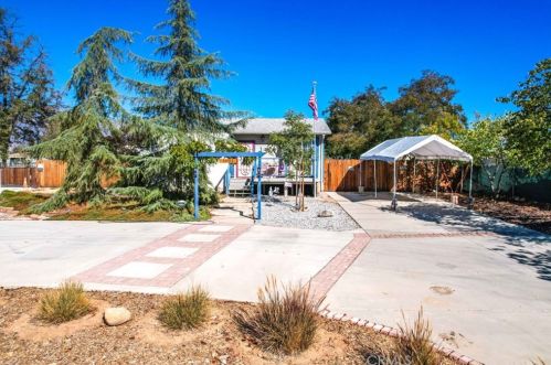 12793 4th St, Yucaipa, CA 92399-4528